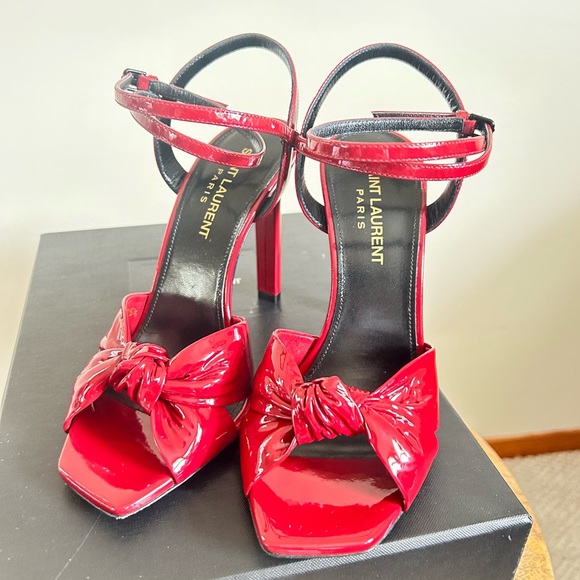 Saint Laurent NWOB Designer Amy Patent Leather Bow Ankle-Strap Sandals Size 35.5 - Picture 5 of 14